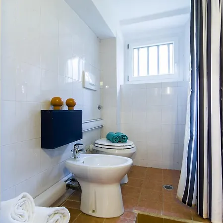 Nelson Mandela Forum Flat * Florencia